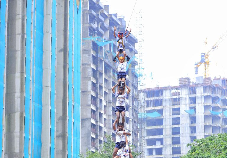 10 थर